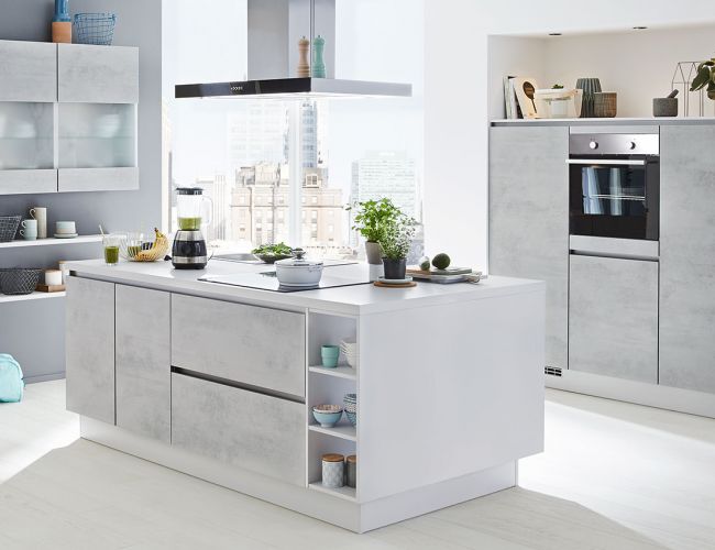 Küche mit Kochinsel